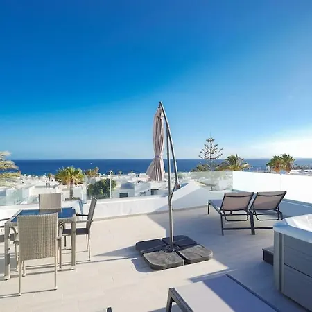 Appartement Rooftop Sea View With Jacuzzi And A/c Puerto del Carmen (Lanzarote)