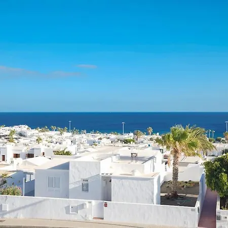 Rooftop Sea View With Jacuzzi And A/c Apartment