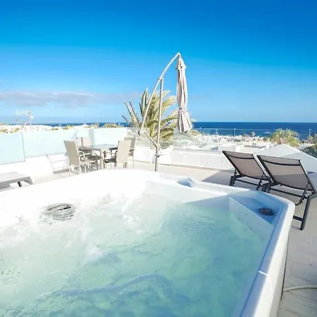 アパート Rooftop Sea View With Jacuzzi And A/c
