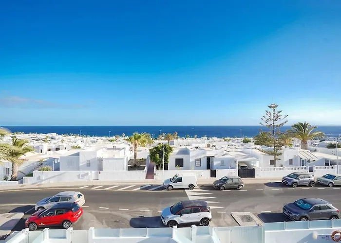 Apartment Rooftop Sea View With Jacuzzi And A/c