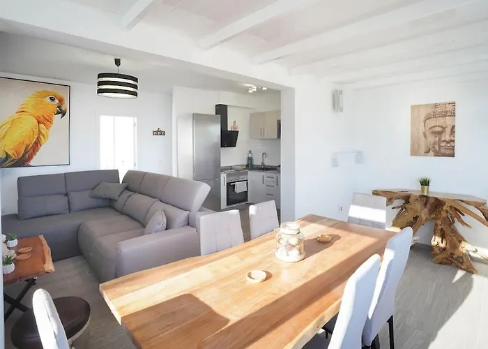 Apartment Rooftop Sea View With Jacuzzi And A/c